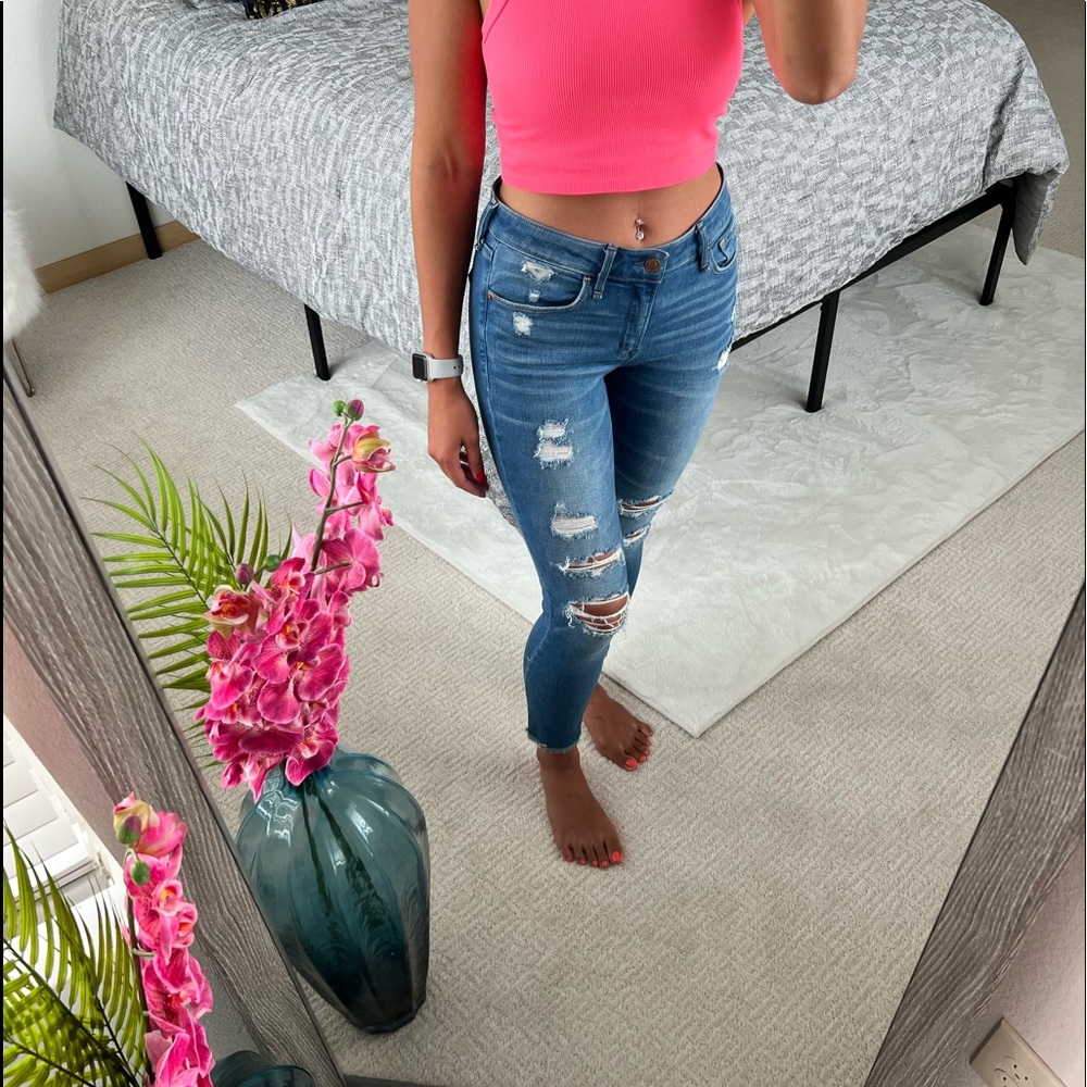 Abercrombie & Fitch Low Rise Ankle Jeans